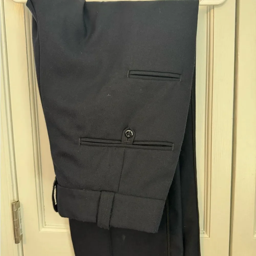 Men’s Navy Utility Dress Pants, heavy duty. Like New. Side pockets. 34 Reg